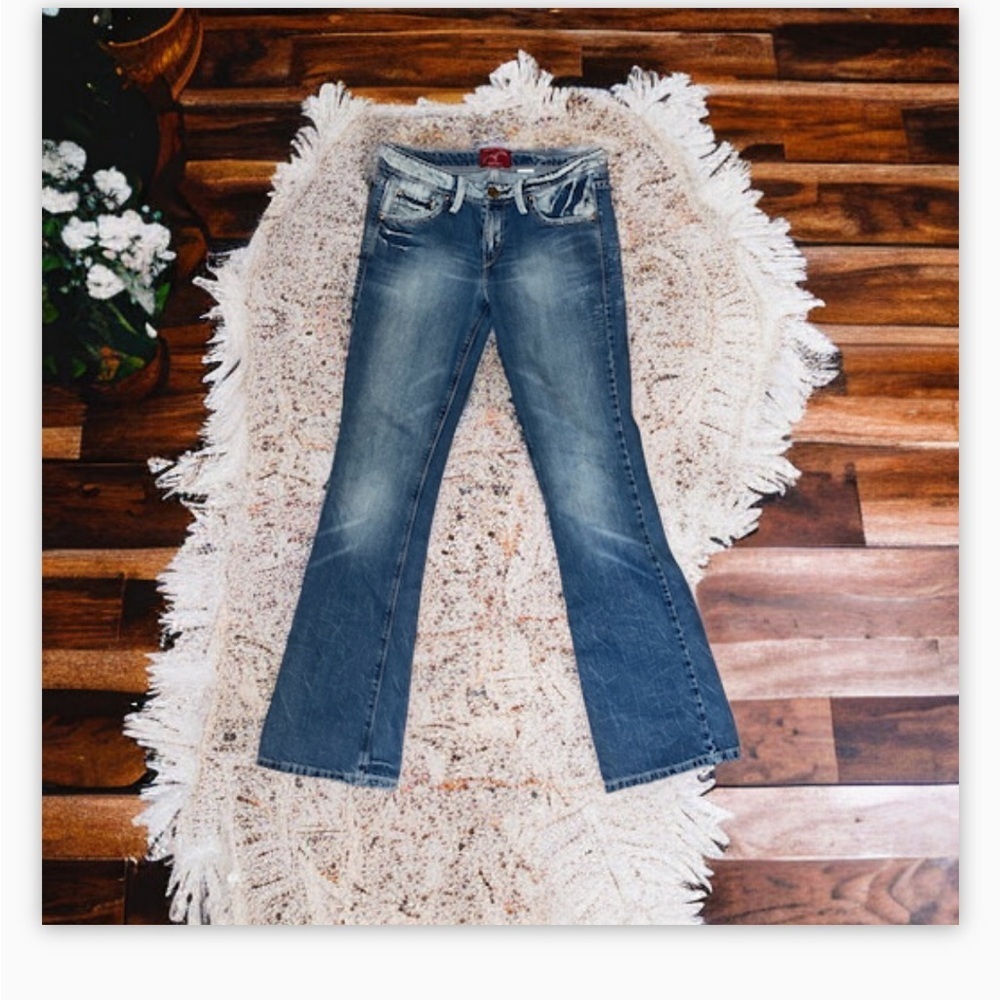 Women Leviβs Red tag Bootcut Jeans -mid rise - like new ! SZ 7L -30x32ππβ - Picture 2 of 15